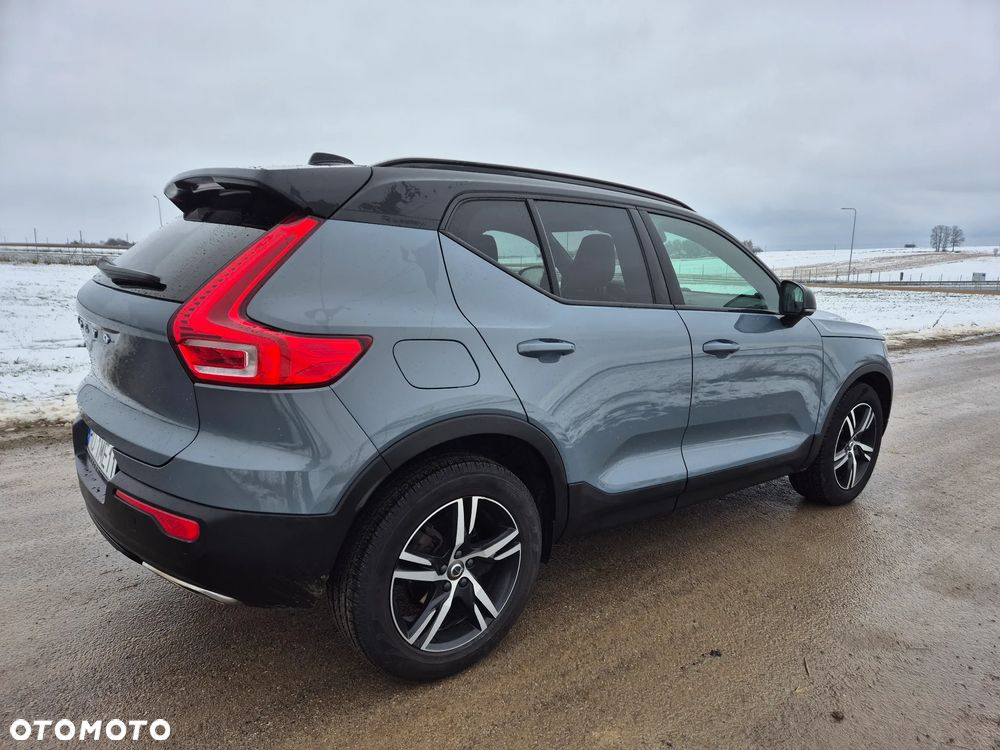 Volvo XC 40 T3 R-Design - 6