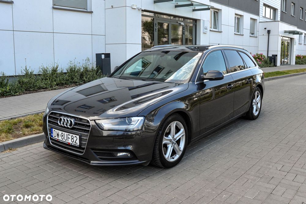 Audi A4 Avant - 1