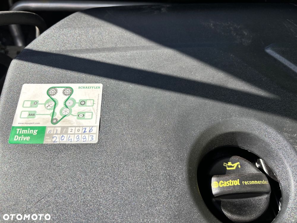 Volvo V40 - 21