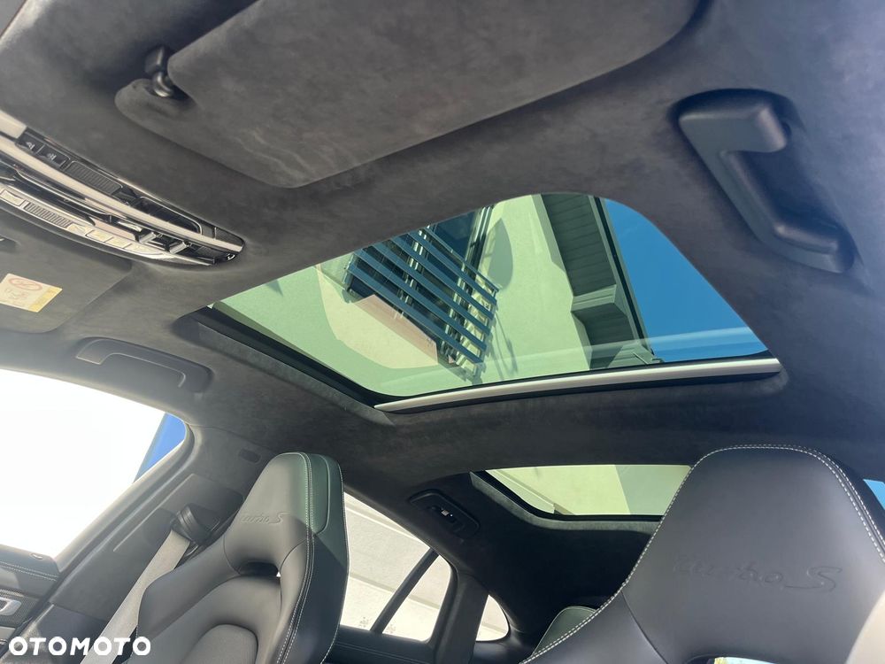 Porsche Panamera Turbo S - 7