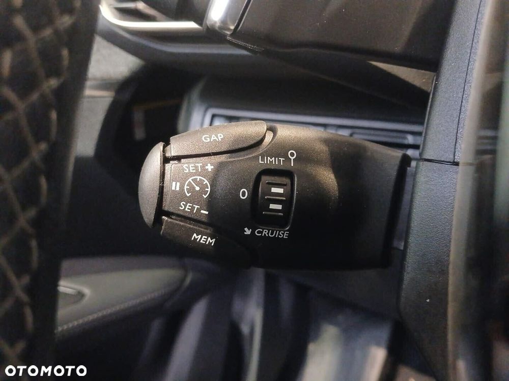 Peugeot 3008 - 26