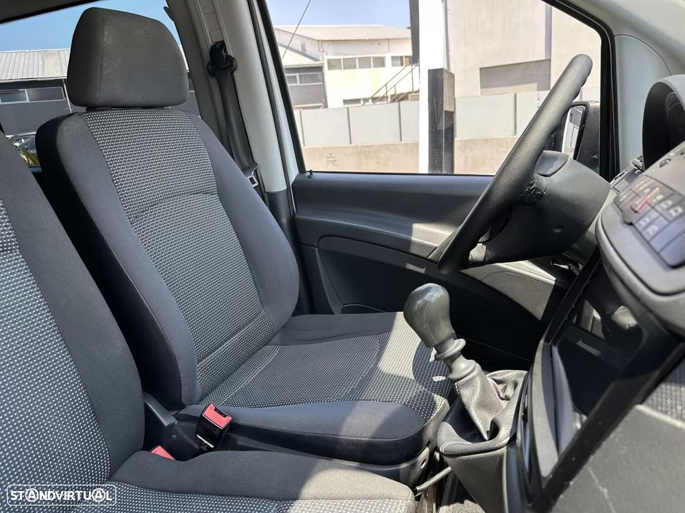 Mercedes-Benz Vito Compacta CREW - 58
