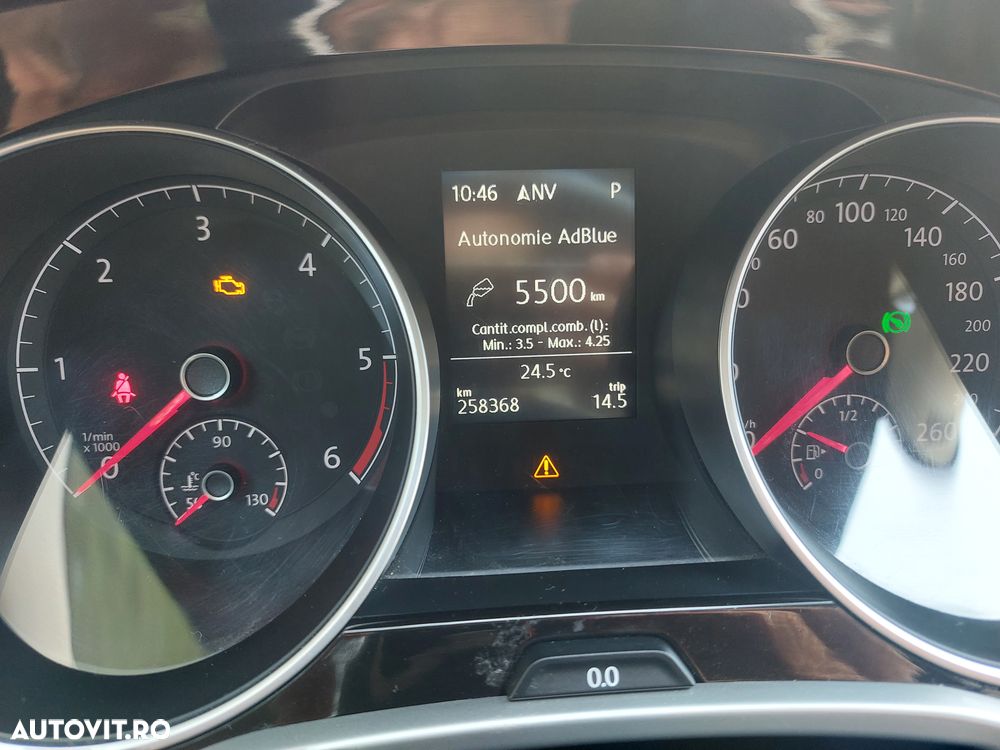 Volkswagen Touran - 8