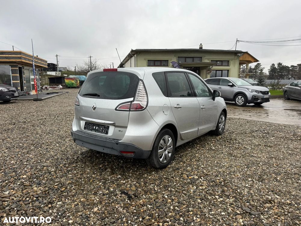 Renault Megane ENERGY dCi 110 Start & Stop Paris Business - 13