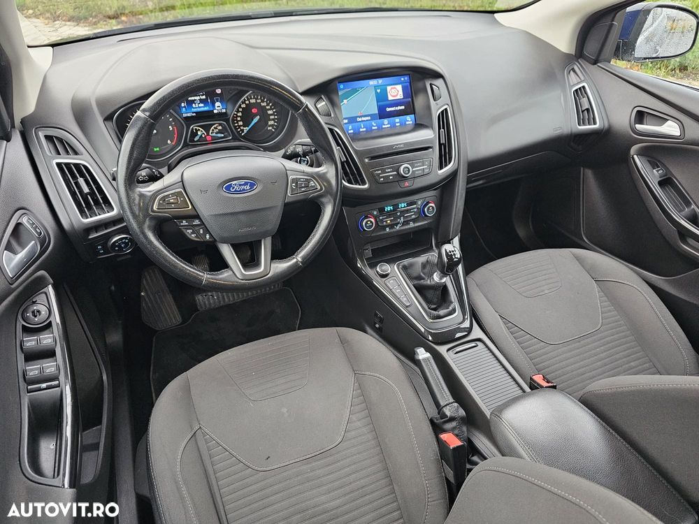 Ford Focus - 4