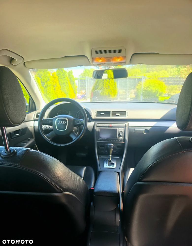 Audi A4 Avant - 15
