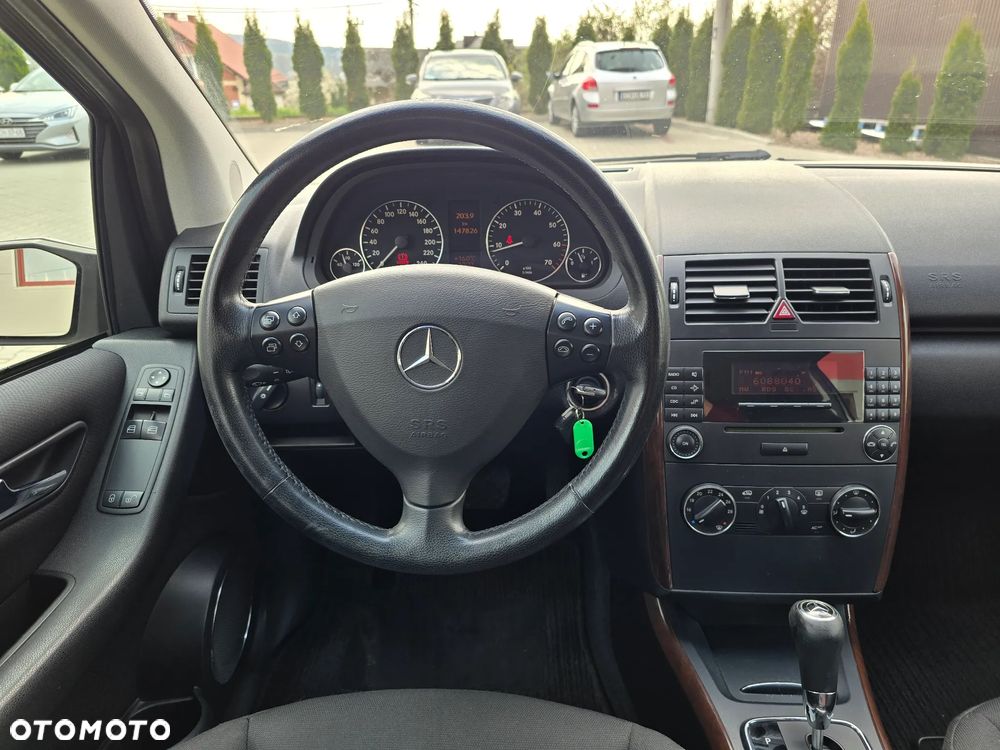 Mercedes-Benz Klasa A 150 Autotronic Elegance - 25