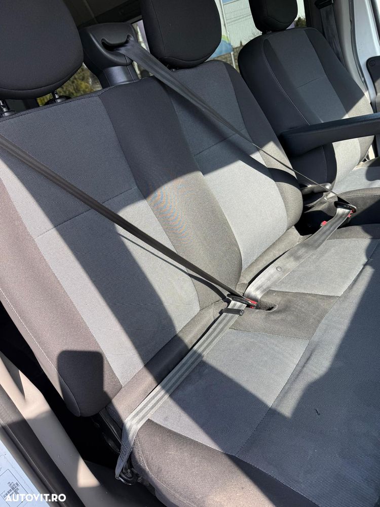 Renault Master 2.3 Blue 145 TT Combi 3,5t L2H2 8+1 - 9