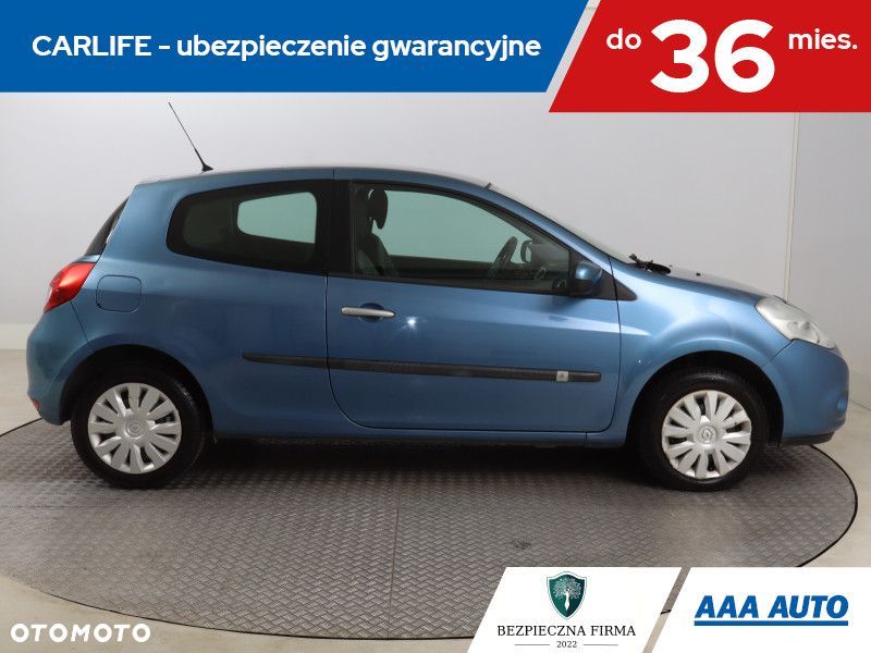 Renault Clio - 8