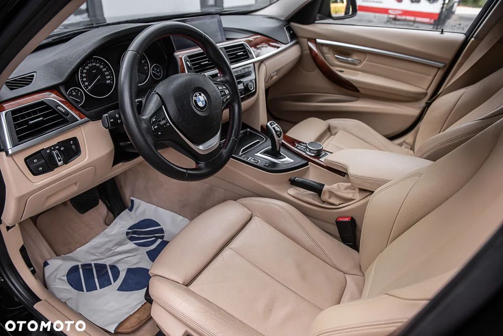 BMW Seria 3 320i Edition Luxury Line Purity - 15