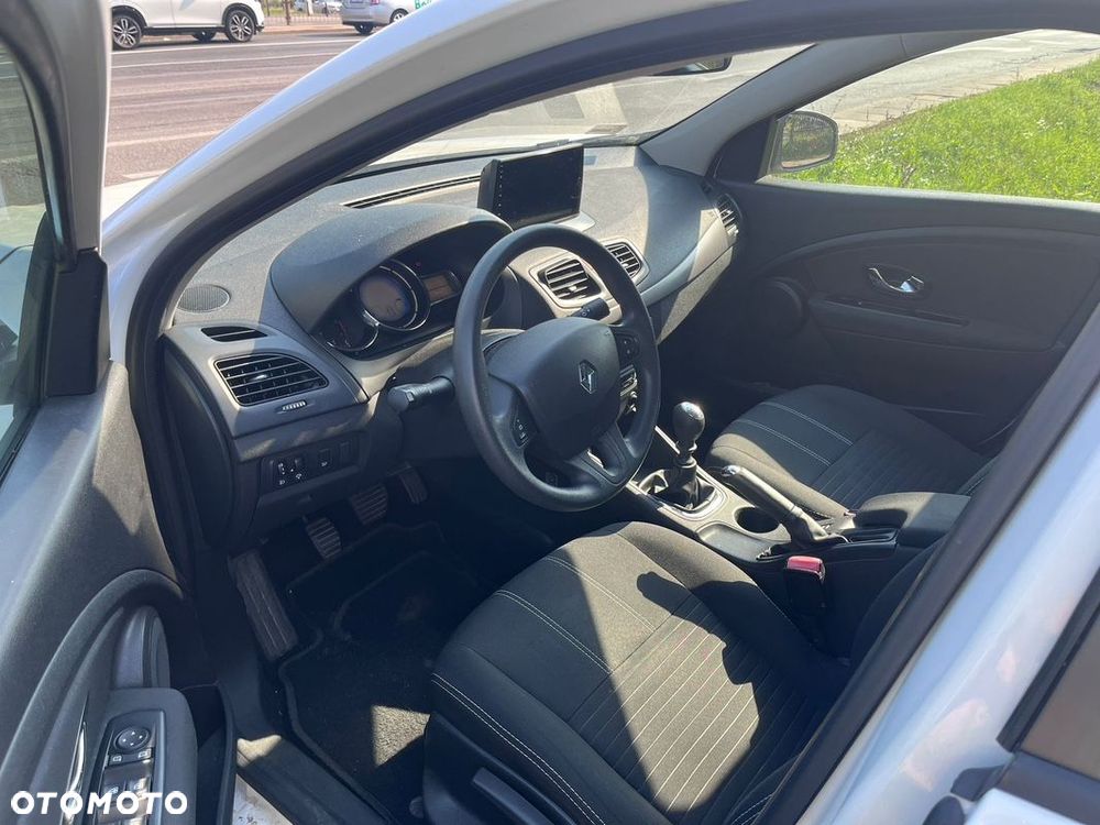 Renault Fluence 1.5 dCi Life EU6 - 16