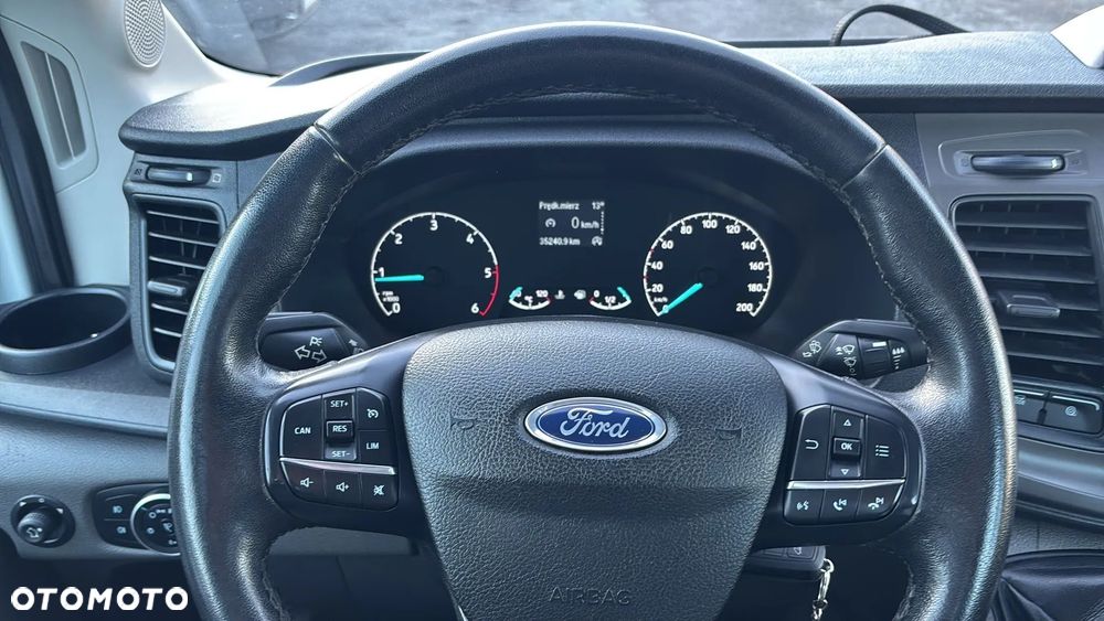 Ford Transit - 8