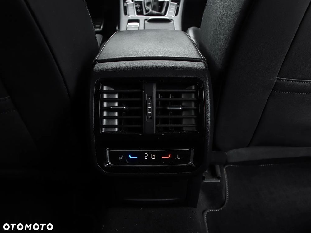 Volkswagen Arteon 2.0 TSI R-Line DSG - 16