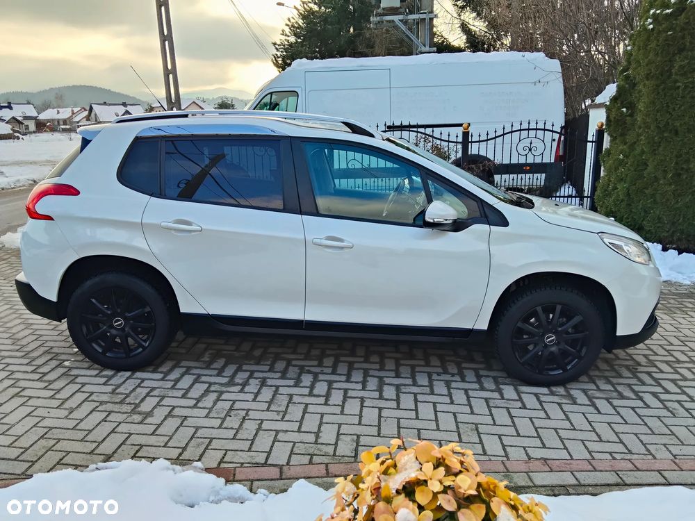 Peugeot 2008 PureTech 82 Allure - 8