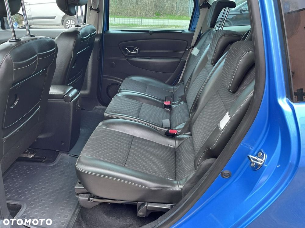 Renault Grand Scenic - 27