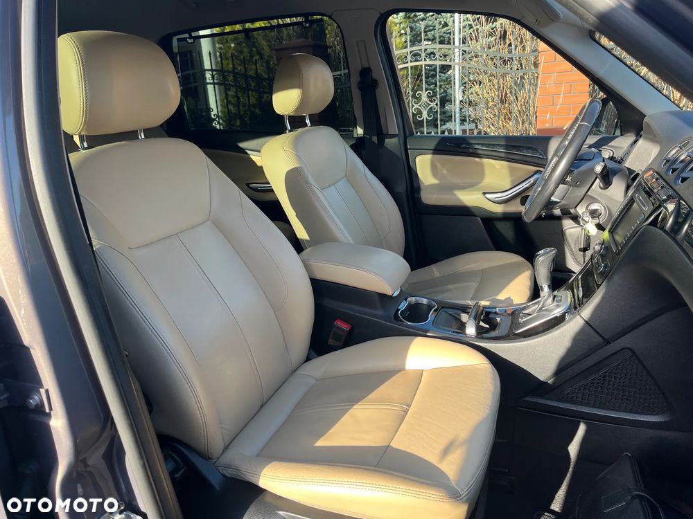 Ford S-Max 2.0 TDCi DPF Business Edition - 17