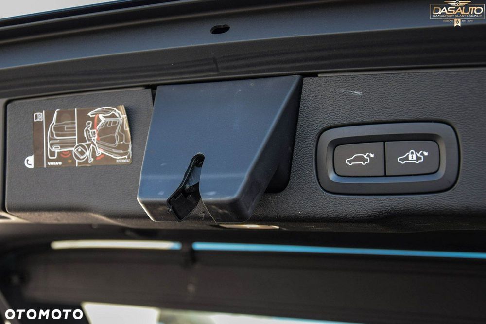 Volvo XC 60 B4 D AWD Geartronic Inscription - 31