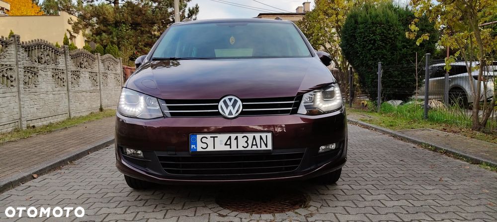 Volkswagen Touran - 26