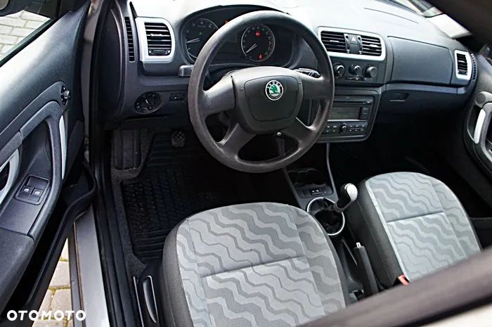 Skoda Fabia 1.4 16V Active - 13