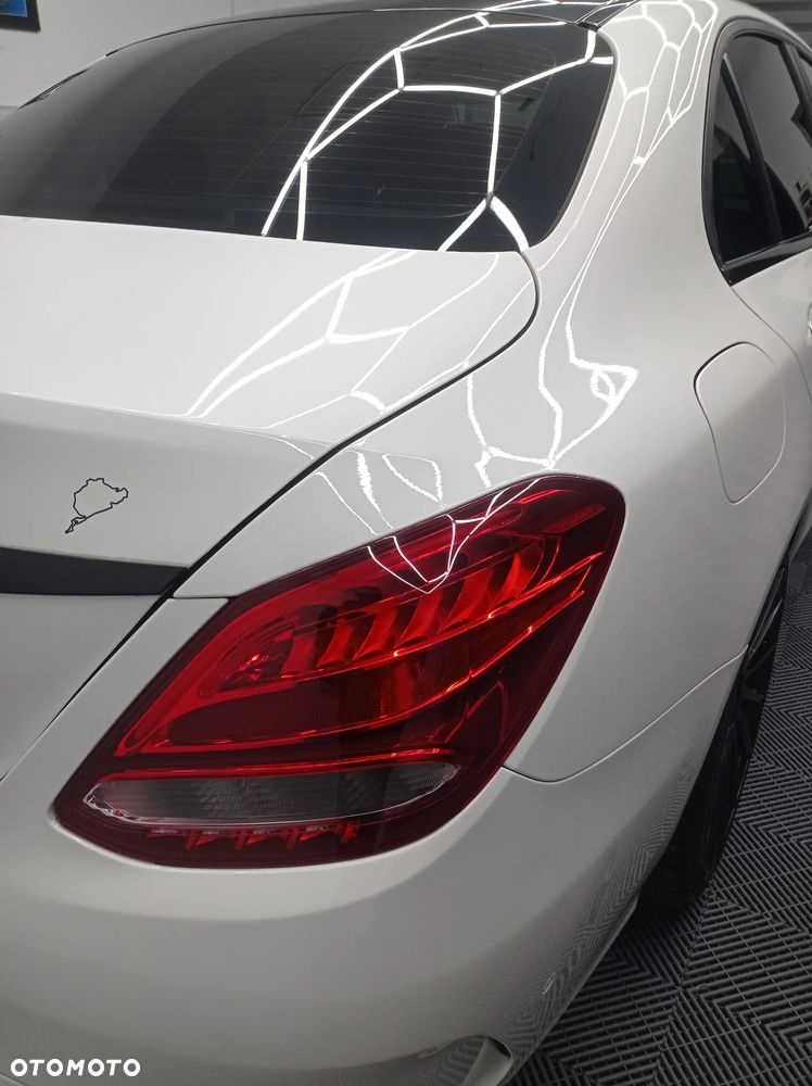 Mercedes-Benz Klasa C 200 CGI BlueEff Classic - 14