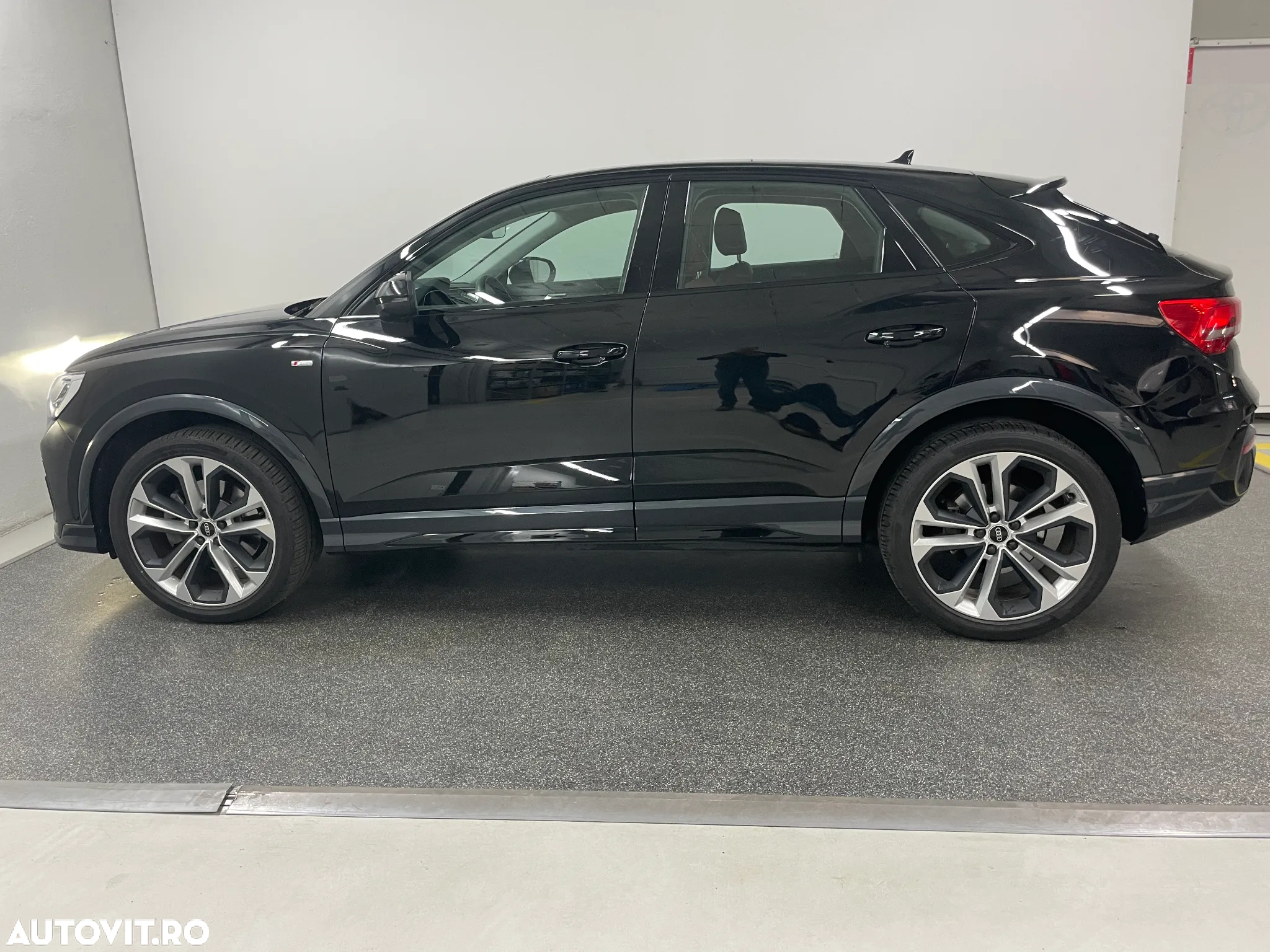 Audi Q3 2.0 45 TFSI S tronic quattro S Line - 2