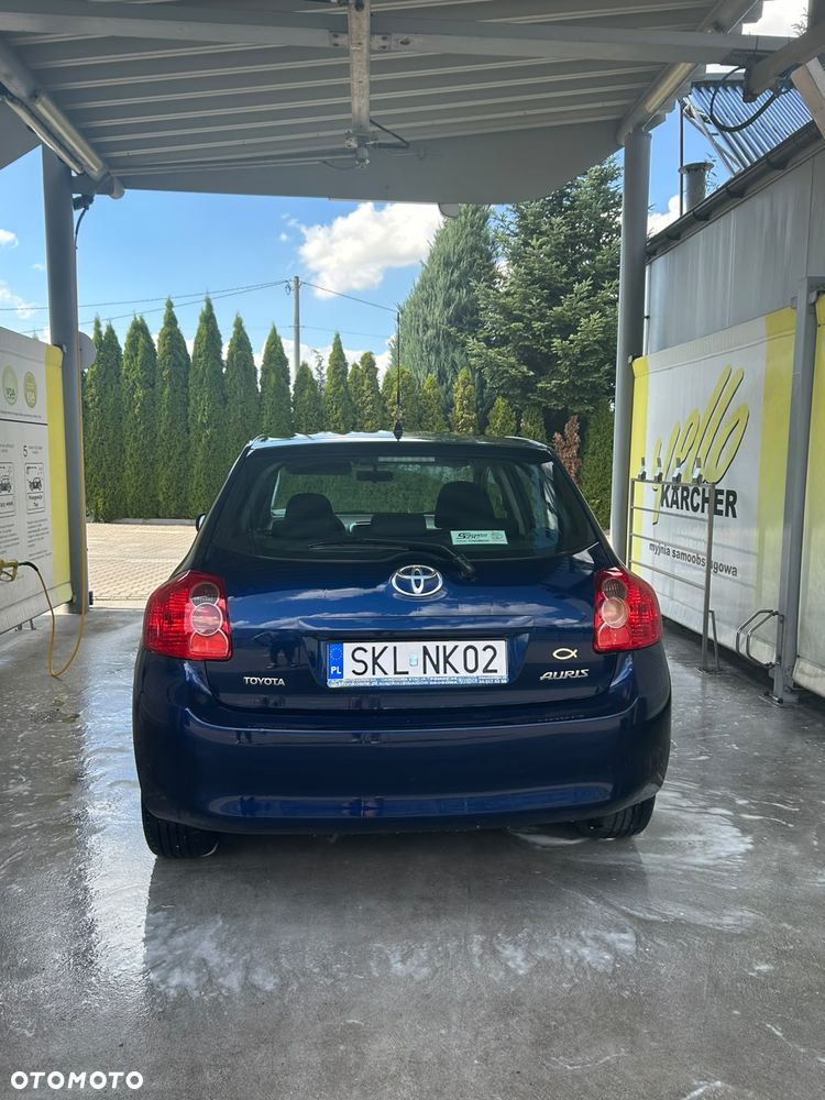 Toyota Auris 1.4 D-4D Luna - 16