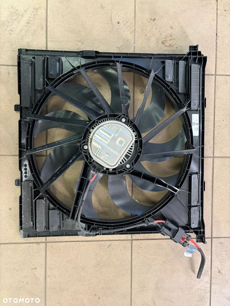 Wentylator chłodnic BMW X3 G45 850W M50 30e 5A500D9 - 1