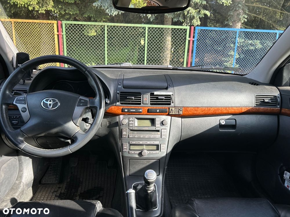 Toyota Avensis 2.2 D-CAT Prestige - 11