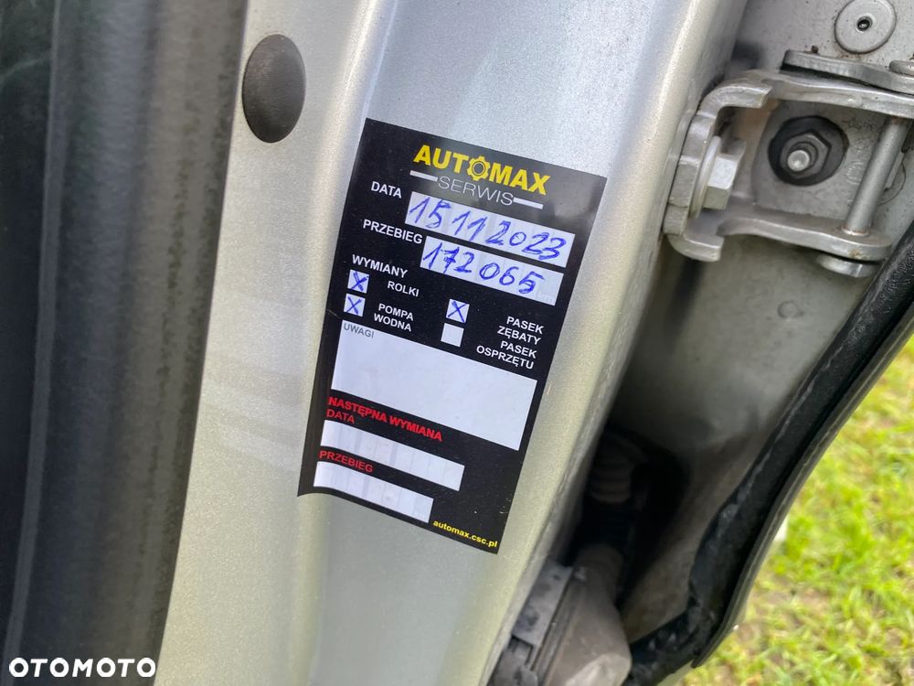 Renault Fluence 1.6 16V Color Edition - 32