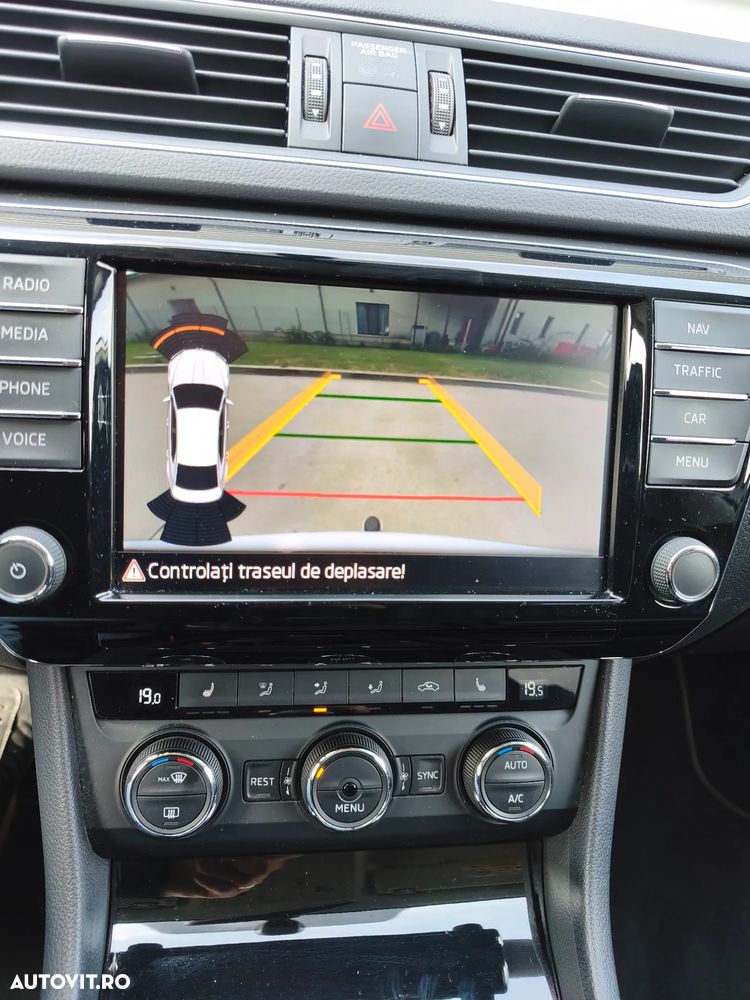Skoda Superb 1.4 TSI ACT Style - 10