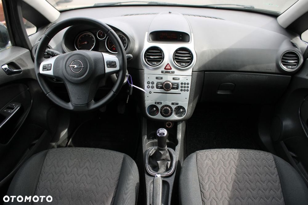 Opel Corsa - 27