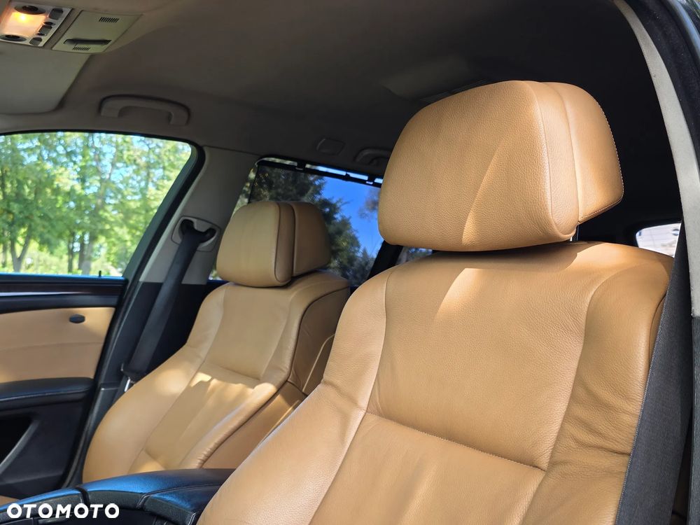BMW Seria 5 535d - 29