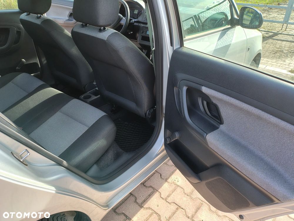Skoda Fabia 1.6 TDI DPF Active Plus - 9
