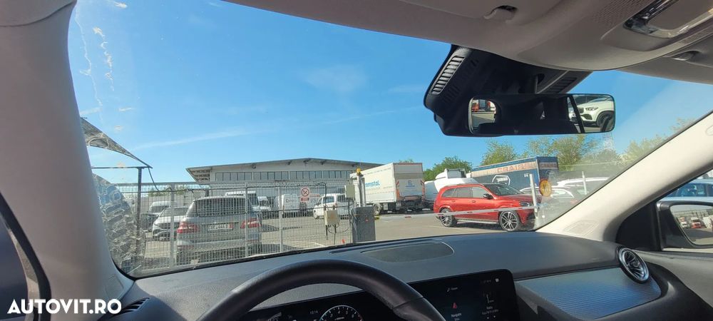 Mercedes-Benz GLA - 15