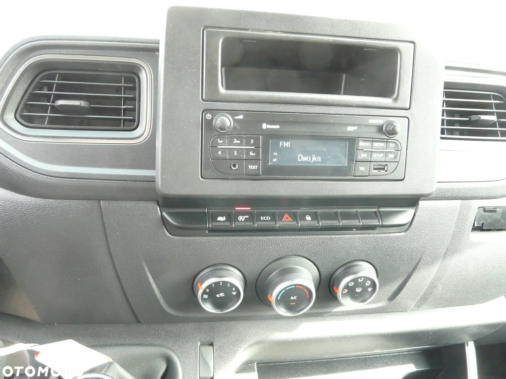 Renault Master Doka 7 osób 2,3 150KM cena netto 56900 - 11