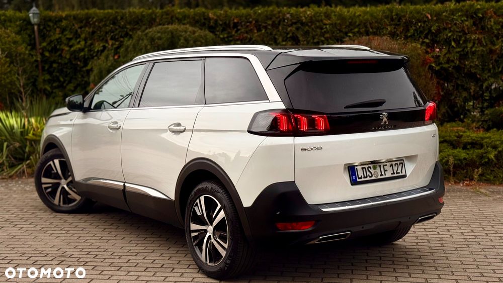 Peugeot 5008 2021 photo 3
