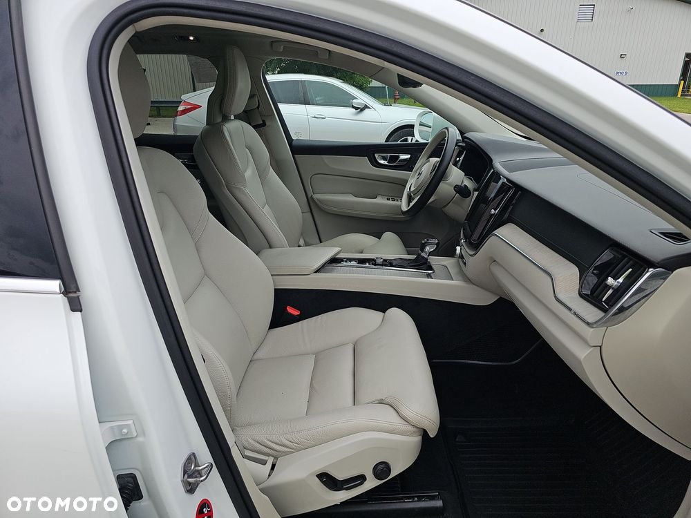 Volvo XC 60 T5 AWD Inscription - 10