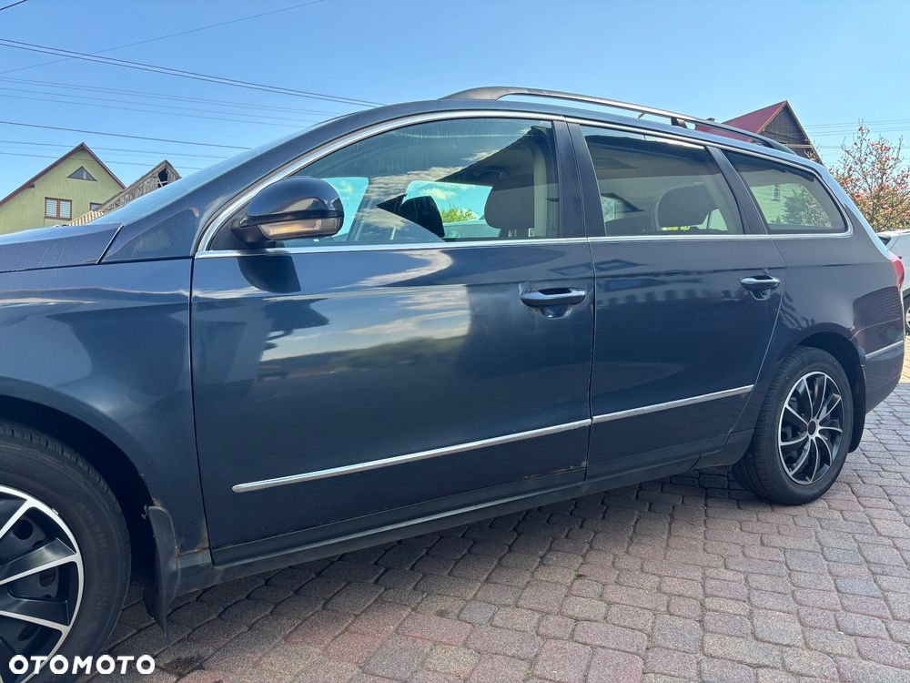 Volkswagen Passat 1.9 TDI Comfortline - 4