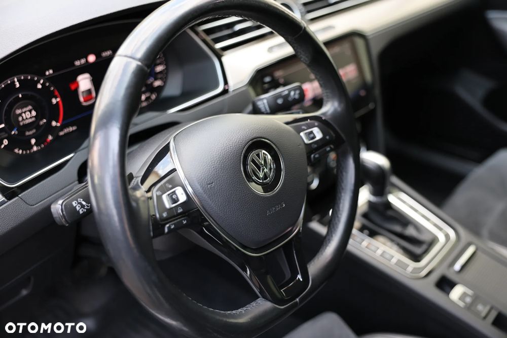 Volkswagen Passat 2.0 TDI BMT Highline DSG - 14
