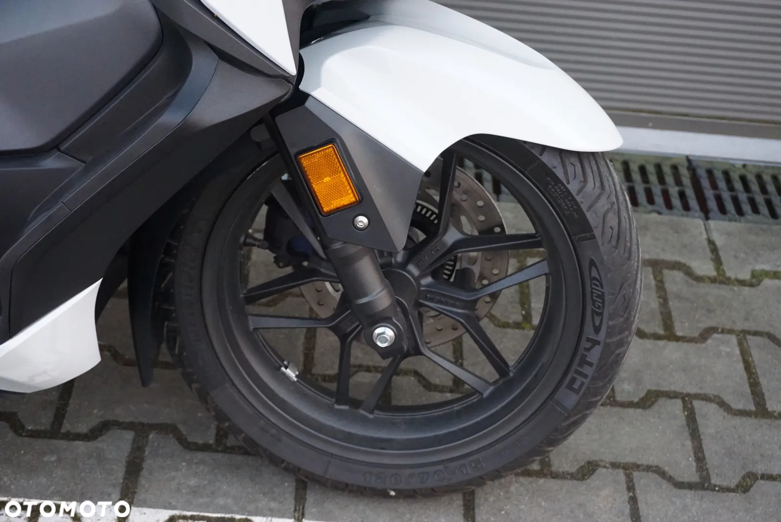 Honda NSS - 9