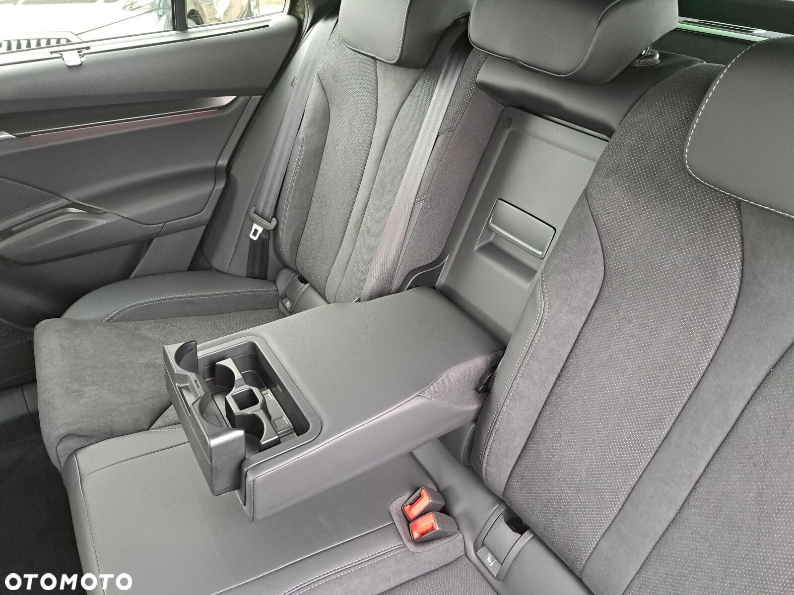 Skoda Enyaq 85 82kWh Sportline - 38