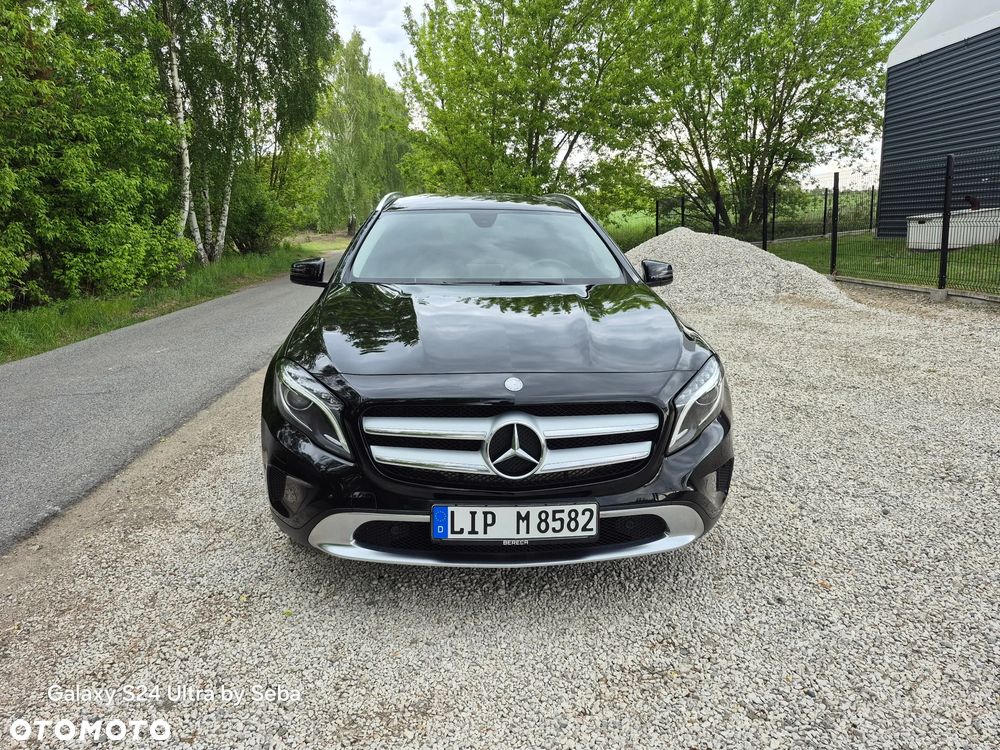 Mercedes-Benz GLA 200 7G-DCT - 3