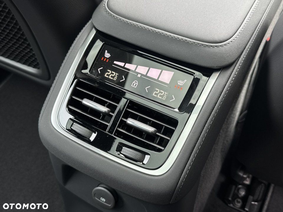 Volvo XC 90 - 17