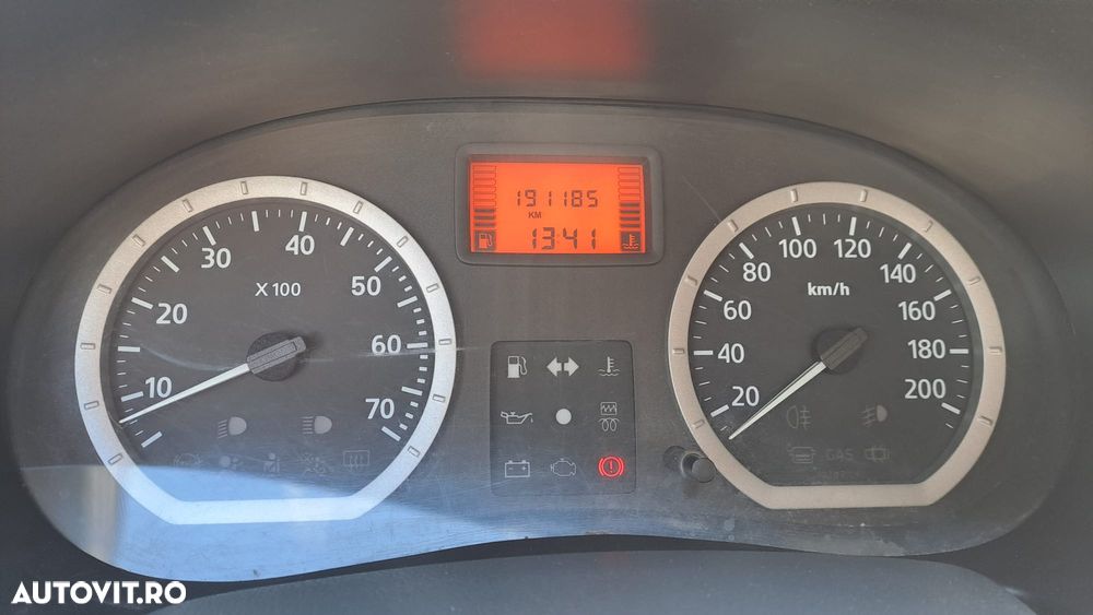 Dacia Logan 1.4 MPI Laureate - 6