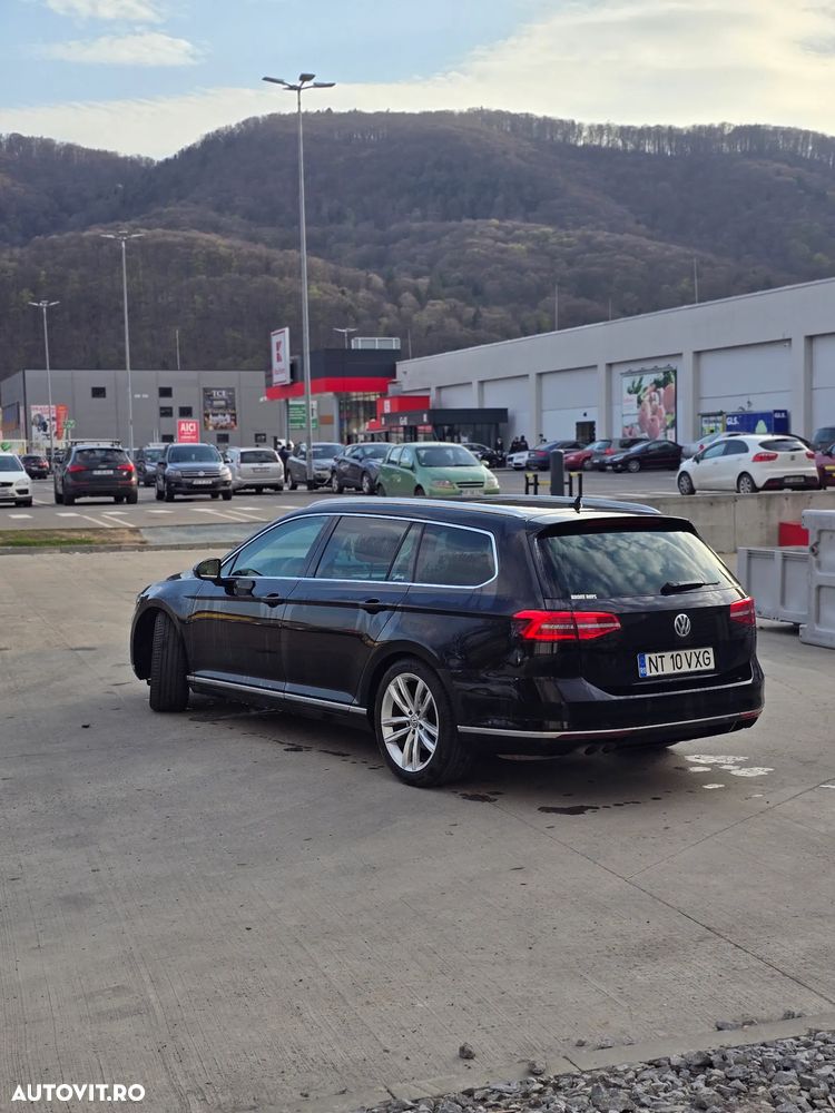 Volkswagen Passat 2.0 TDI DSG Highline - 4