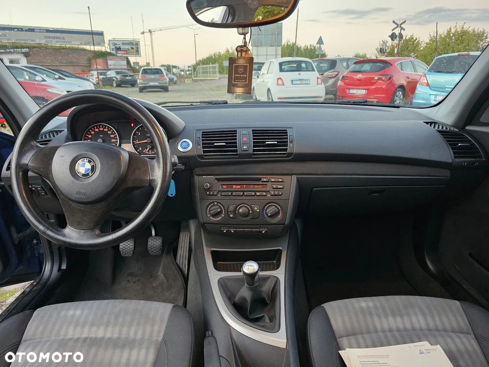 BMW Seria 1 116i - 16