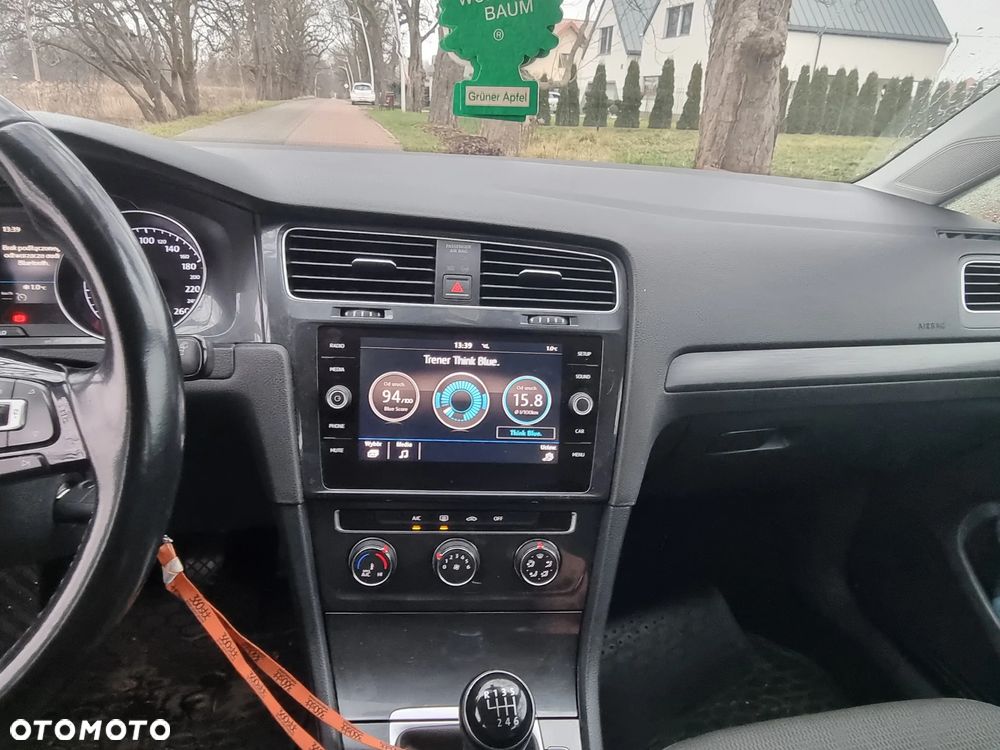 Volkswagen Golf Variant - 28