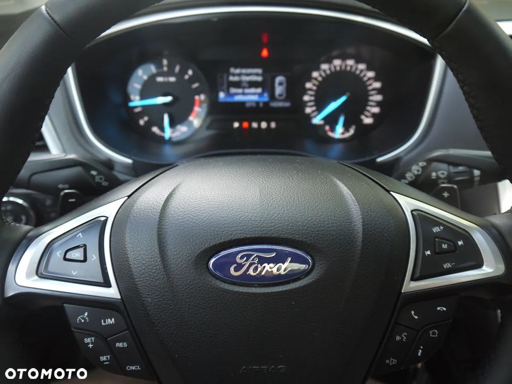 Ford Mondeo SW 2.0 TDCi Ambiente Plus PowerShift - 32