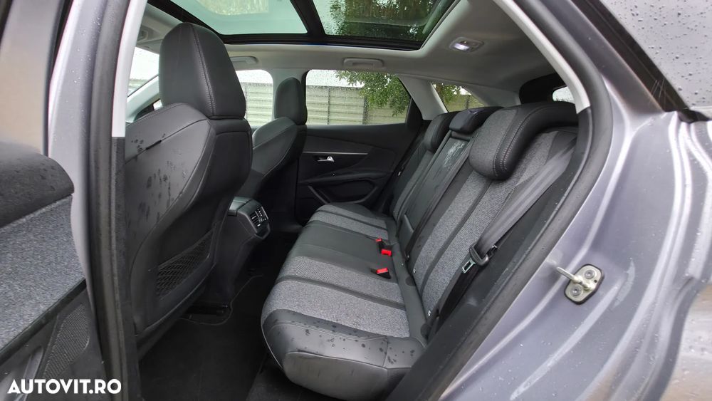 Peugeot 3008 1.2 PureTech 130 EAT8 Allure Pack - 14
