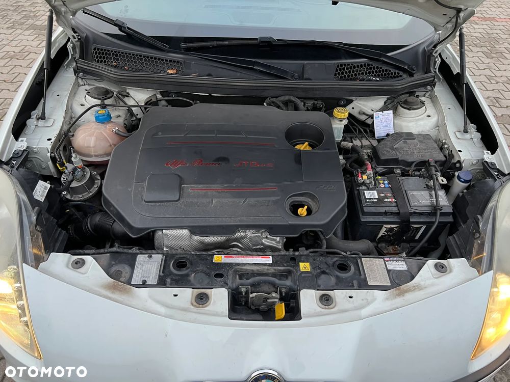Alfa Romeo Giulietta 2.0 JTDM 16V - 9